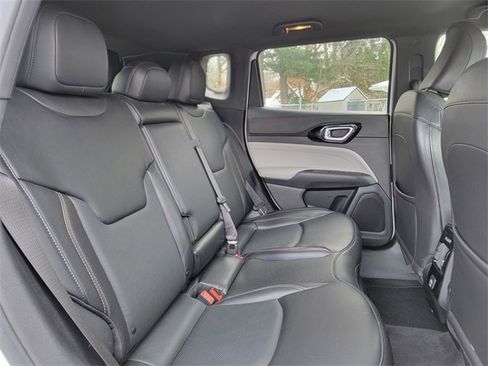 Certified 2023 Jeep Compass Limited image 23