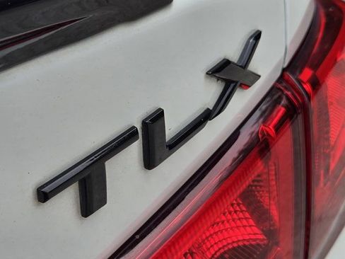 Used 2018 Acura TLX V6 w/ Advance Package FWD image 11