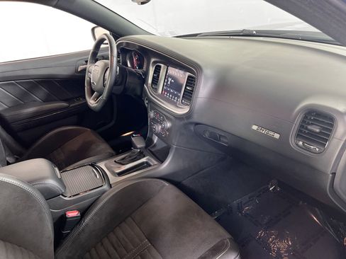 Used 2022 Dodge Charger R/T w/ Daytona Edition Group RWD image 28