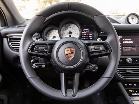 Used 2026 Porsche Macan S image 13