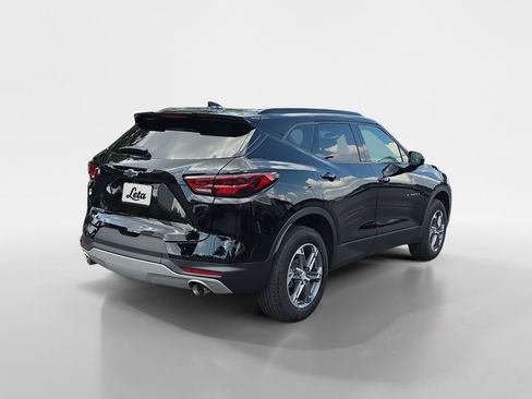 Used 2023 Chevrolet Blazer LT w/ Convenience Package FWD image 4