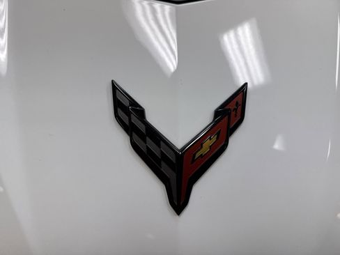 Used 2023 Chevrolet Corvette Stingray Premium Conv w/ Z51 Performance Package image 12