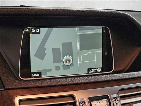 Used 2016 Mercedes-Benz E 350 Sedan image 13