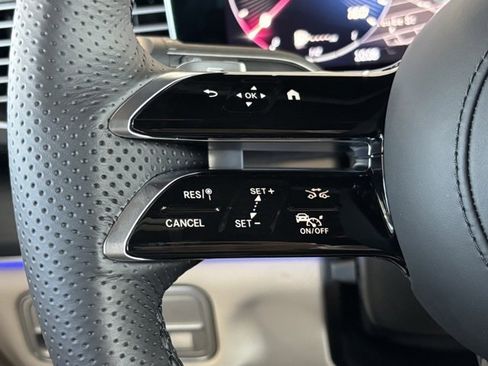 New 2026 Mercedes-Benz GLS 580 4MATIC image 21