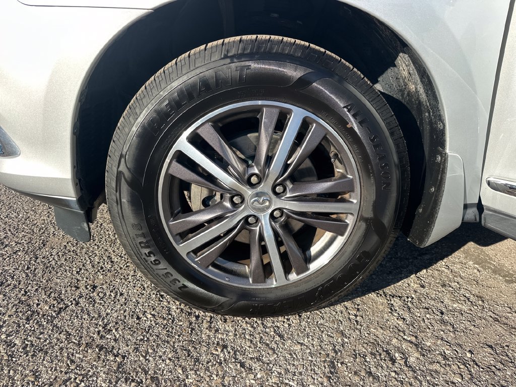 Used 2019 INFINITI QX60 Pure AWD/4WD image 41