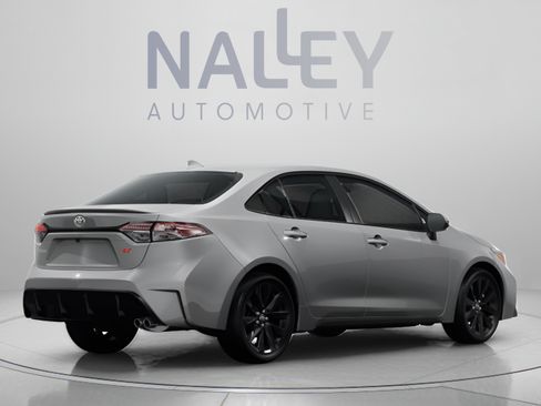 Used 2025 Toyota Corolla LE FWD image 3