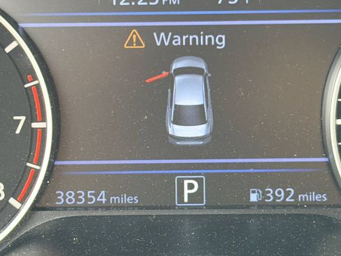 Used 2025 Nissan Altima 2.5 SV FWD image 27