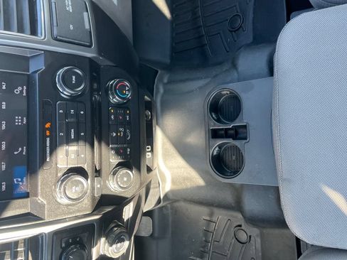 Used 2018 Ford F150 XLT w/ Equipment Group 302A Luxury AWD/4WD image 27