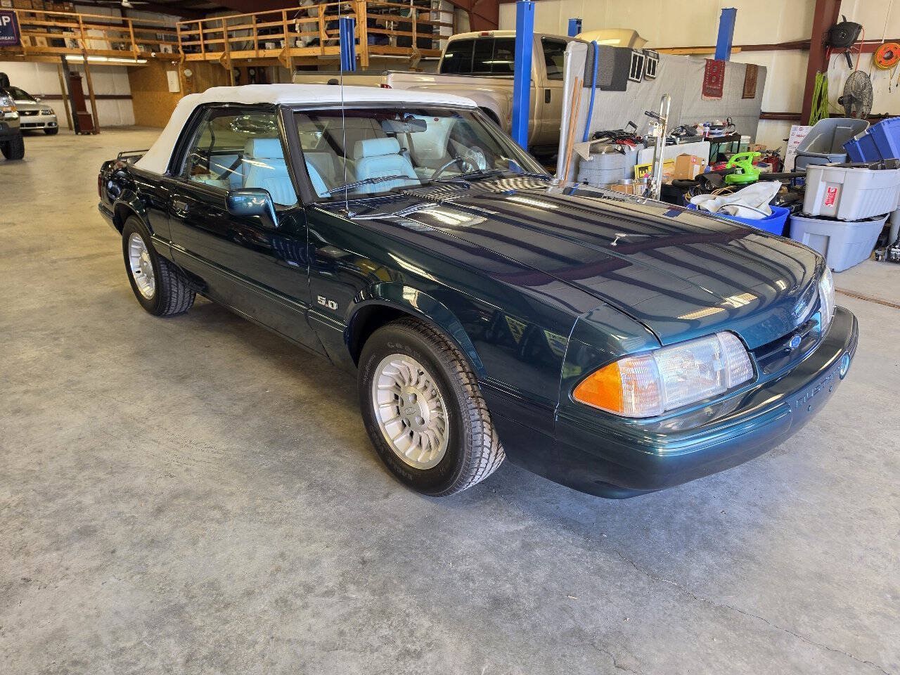 Used 1990 Ford Mustang LX RWD image 11
