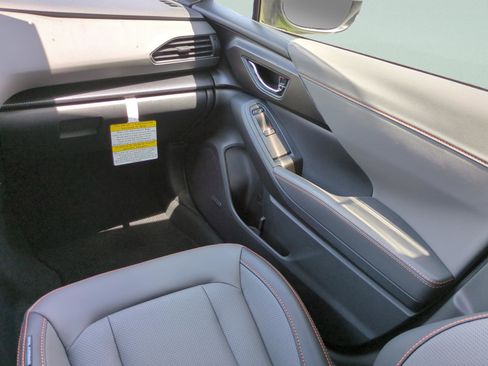 New 2026 Subaru Crosstrek 2.5i Limited AWD/4WD image 15