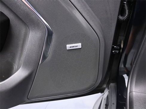 Used 2024 Chevrolet Suburban Premier w/ Advanced Technology Package image 11