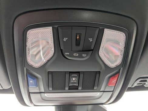 New 2026 RAM 1500 Express AWD/4WD image 31