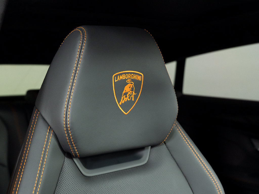 Used 2024 Lamborghini Urus S AWD/4WD image 46