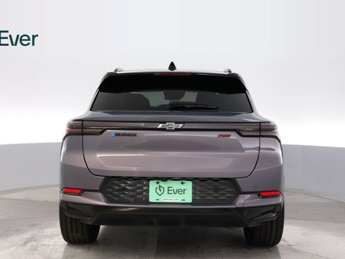 Used 2024 Chevrolet Equinox EV RS FWD image 15