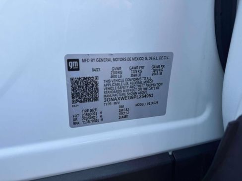 Used 2023 Chevrolet Equinox RS AWD/4WD image 13