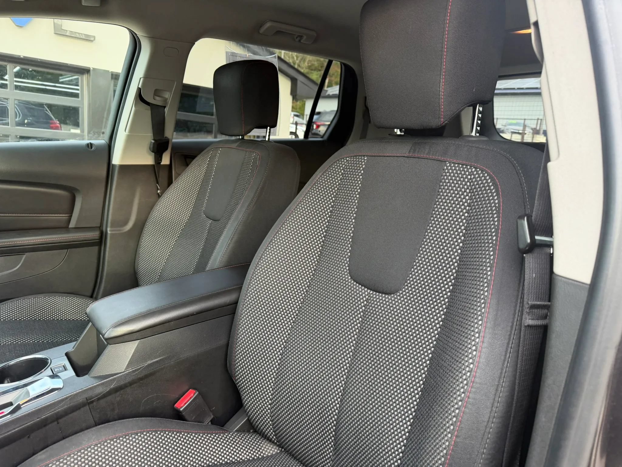 Used 2015 GMC Terrain SLE w/ Convenience Package AWD/4WD image 15