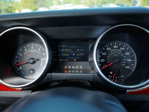 Used 2019 Ford Mustang Premium image 6