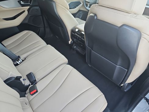 New 2026 Acura MDX SH-AWD image 11
