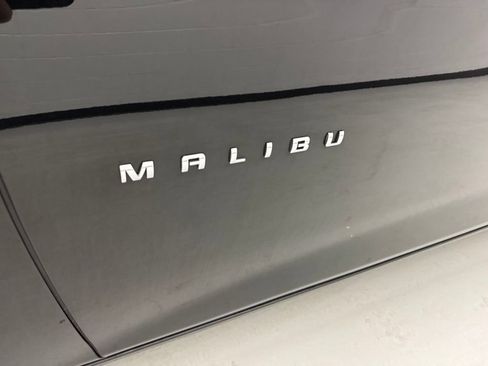 Used 2022 Chevrolet Malibu LS w/ Driver Confidence Package II FWD image 10