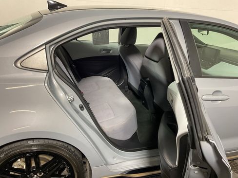 Used 2022 Toyota Corolla SE image 31