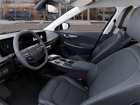 New 2025 Kia EV6 Light image 17