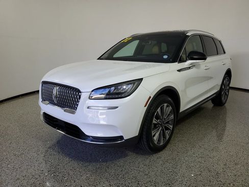 Certified 2022 Lincoln Corsair Reserve FWD image 2
