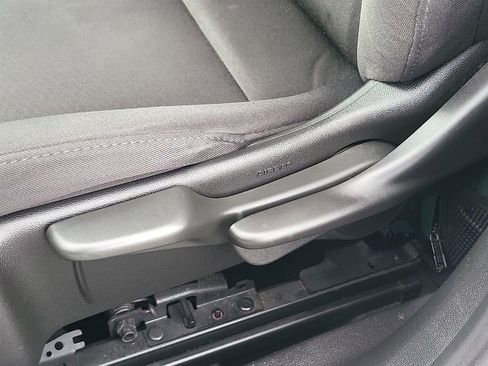 Certified 2020 Chevrolet Malibu LS image 38