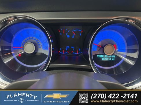 Used 2010 Ford Mustang GT RWD image 23
