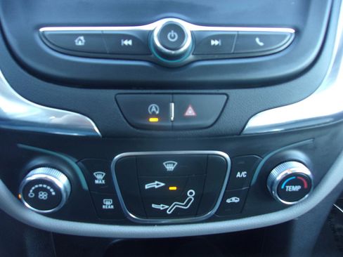 Used 2023 Chevrolet Equinox LT w/ LPO, Cargo Package AWD/4WD image 21