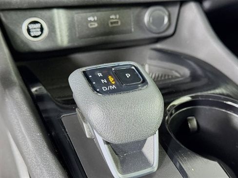 Used 2021 Nissan Rogue S image 11