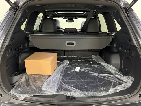 New 2025 Subaru Forester Limited image 13