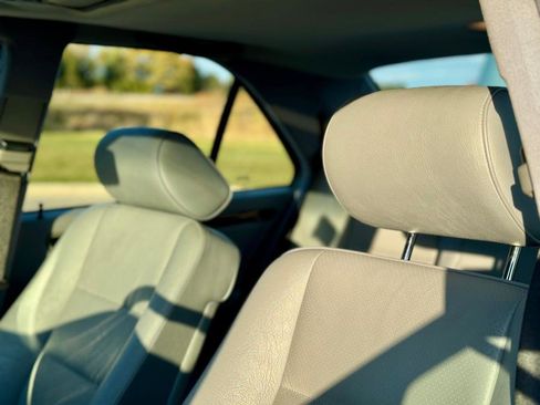 Used 1999 Mercedes-Benz C 230 image 36