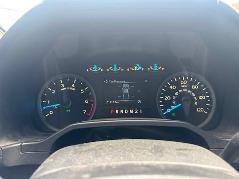 Used 2016 Ford F150 XLT w/ Equipment Group 302A Luxury RWD image 19