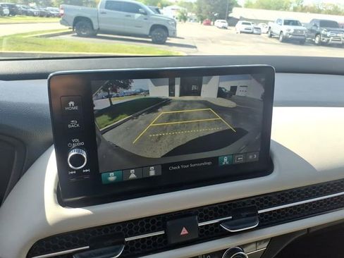 Used 2023 Honda HR-V EX-L image 10