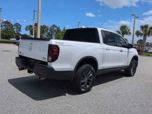 Used 2023 Honda Ridgeline Sport image 5