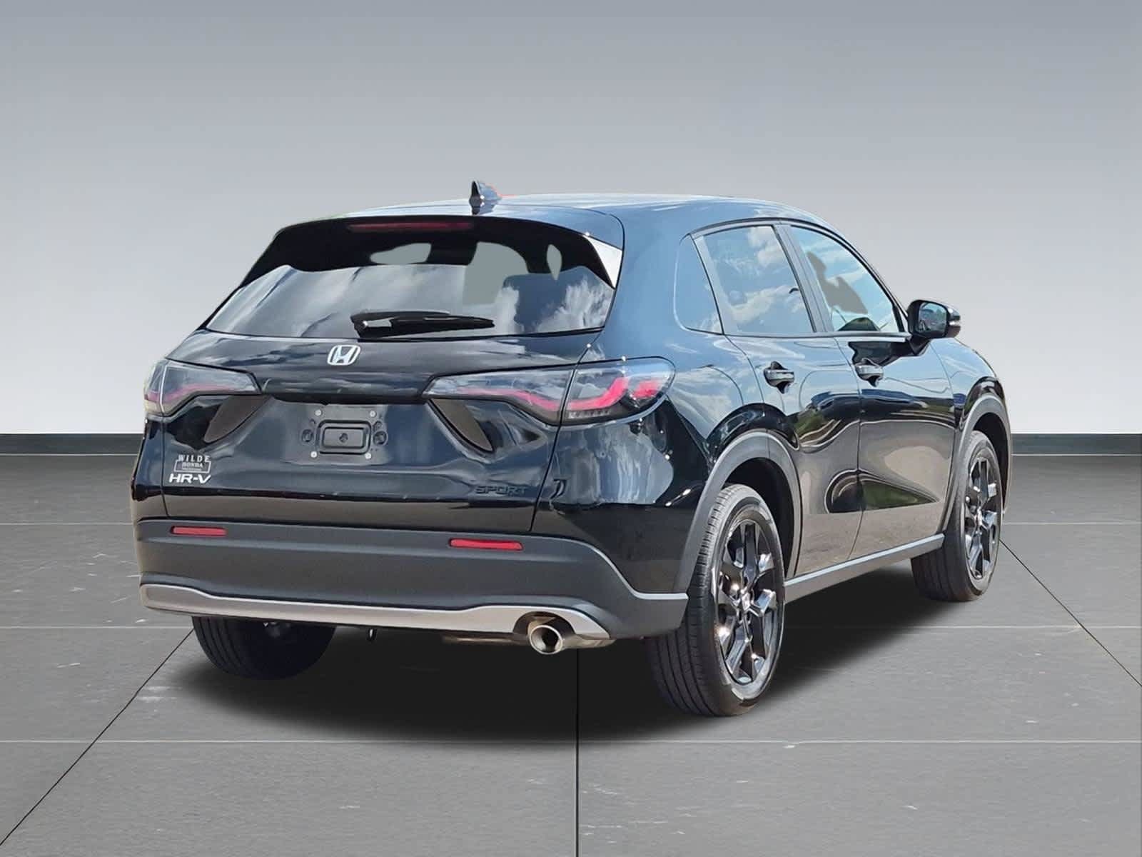 Certified 2025 Honda HR-V Sport image 6