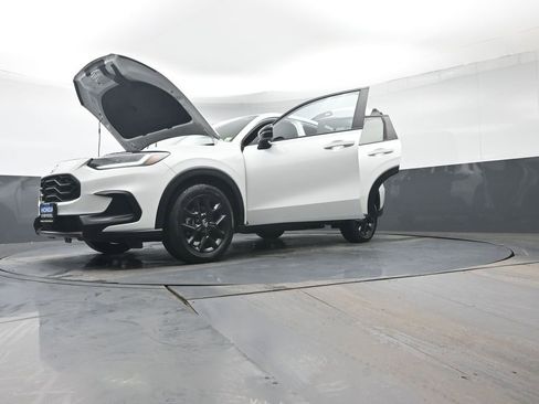 Certified 2024 Honda HR-V Sport image 42