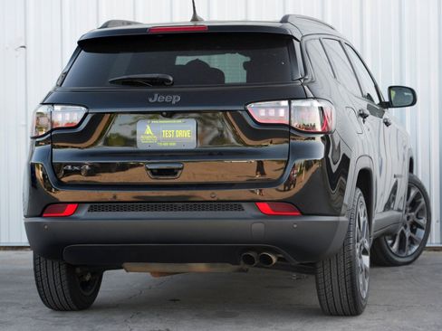 Used 2021 Jeep Compass Latitude w/ Driver Assistance Group image 4