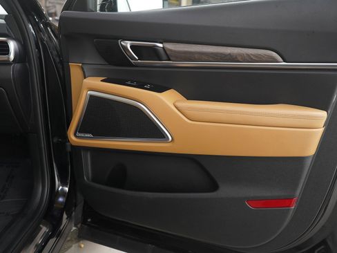 Used 2022 Kia Telluride SX image 9