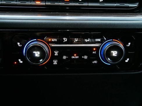 Used 2024 Chevrolet Silverado 1500 LT image 21