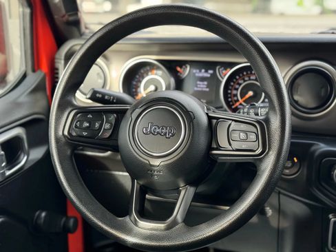 Used 2018 Jeep Wrangler Sport image 30