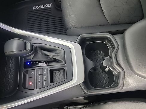 Used 2019 Toyota RAV4 XLE w/ All Weather Liner Package AWD/4WD image 33