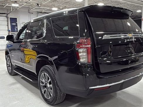 Used 2022 Chevrolet Tahoe LT w/ Luxury Package image 7