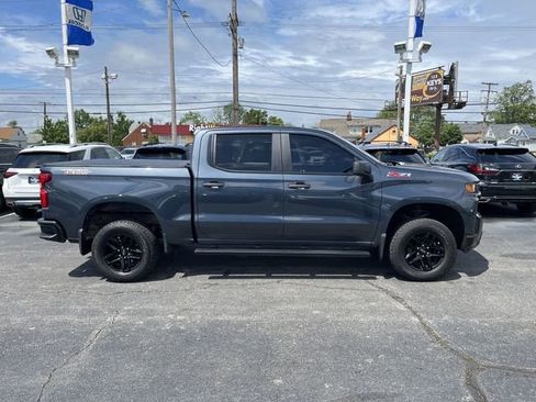 Used 2021 Chevrolet Silverado 1500 Custom Trail Boss w/ LPO, Dark Essentials Package AWD/4WD image 11