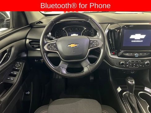 Used 2020 Chevrolet Traverse LT image 14