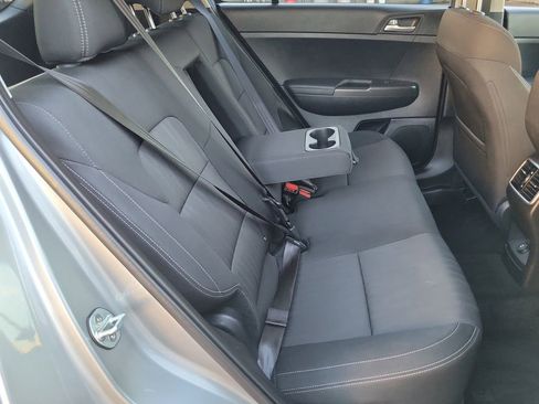 Used 2021 Kia Sportage LX image 20
