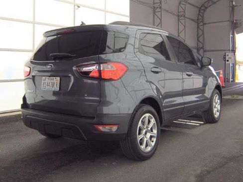 Used 2021 Ford EcoSport SE w/ SE Convenience Package FWD image 3