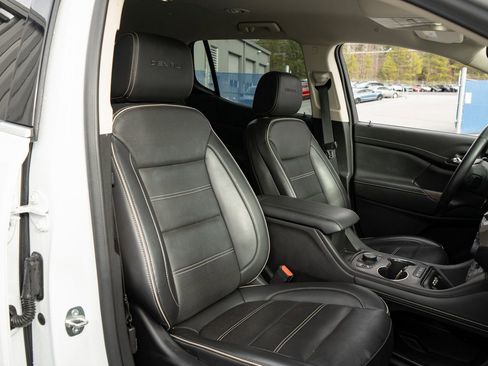 Used 2023 GMC Acadia Denali AWD/4WD image 23