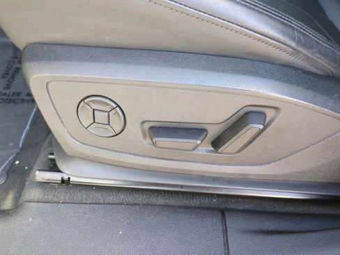 Used 2024 Audi Q3 2.0T Premium image 22