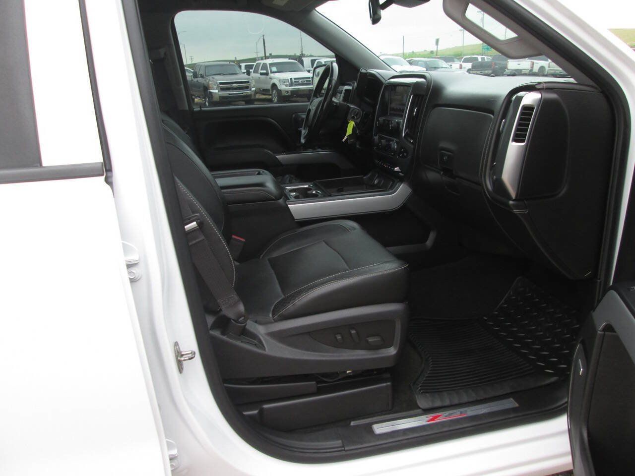 Used 2014 Chevrolet Silverado 1500 LTZ Z71 w/ LTZ Plus Package AWD/4WD image 24